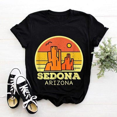 Sedona Arizona AZ Vintage Sunset Desert Camping Hiking T-Shirt