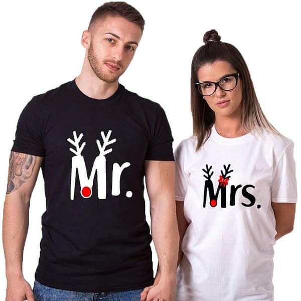 couple avec T shirt couple Mr et MRS edition Noel insta couple la boutique de tous la boutique de tous les couples