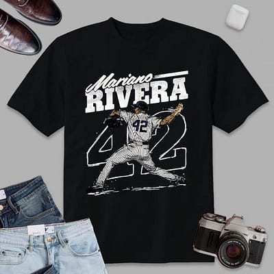 Mariano Rivera Essential T-Shirt
