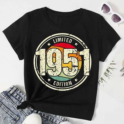 Retro 70 Year Old Vintage 1951 Limited Edition 70th Birthday T-Shirt