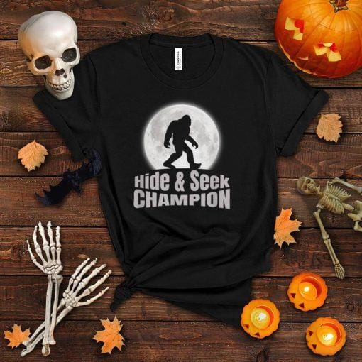 Bigfoot T Shirt HIDE & SEEK CHAMPION Sasquatch Halloween Tee