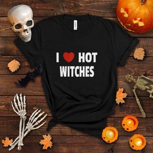 I Love Hot Witches Matching Couples Halloween Costume T Shirt